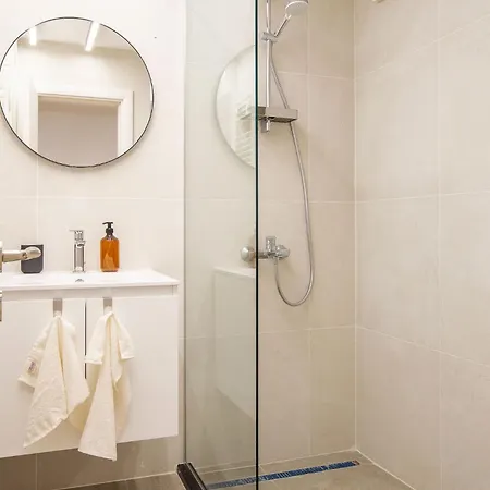 Sofiastayapartments A12 公寓 *
