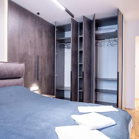 Sofiastayapartments A12 公寓